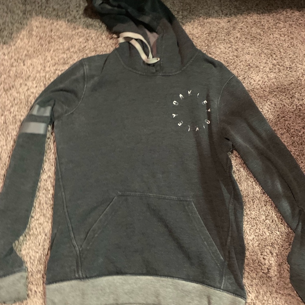Oakley women’s hoodie